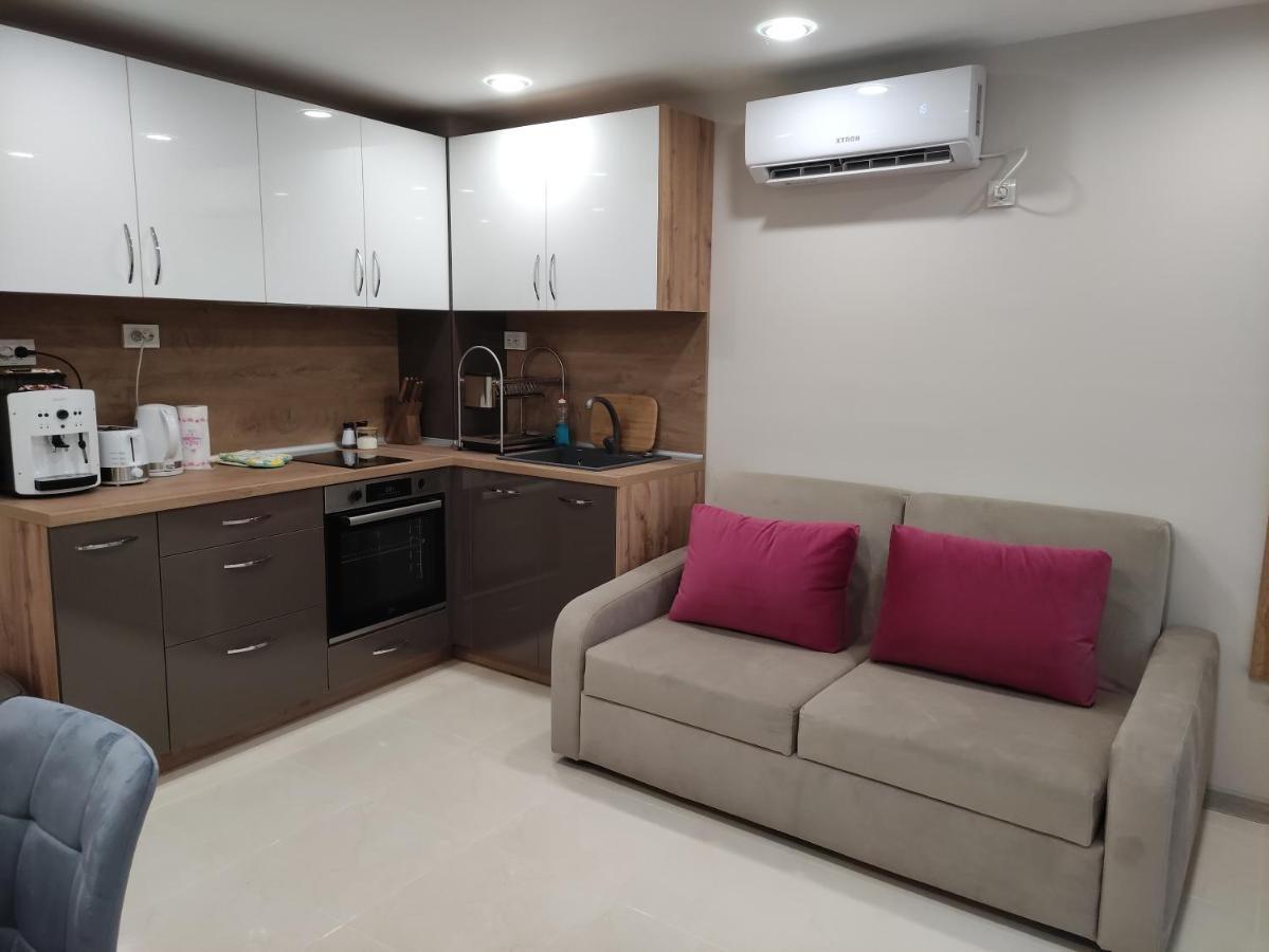 Appartamento Downtown Ruse Esterno foto