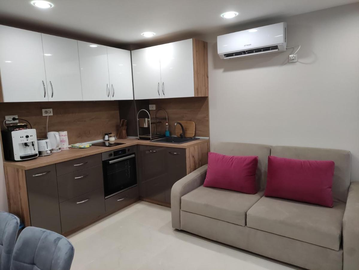 Appartamento Downtown Ruse Esterno foto